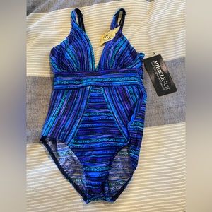 Miraclesuit Size 12 NWT!